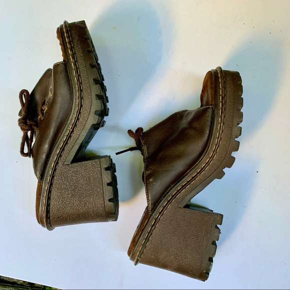 Vintage Y2K Chunky Lug Sole Platform Slides! - Picture 3 of 14